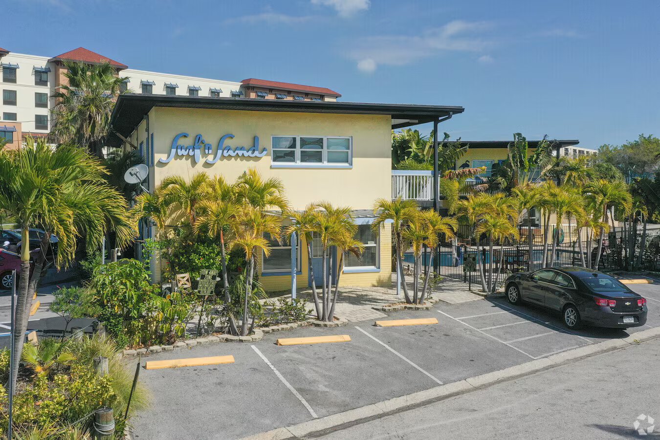 Beachfront motel with redevelopment potential