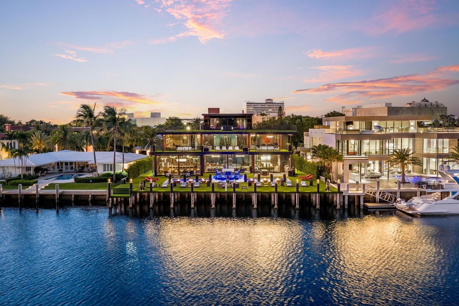 New deep-water estate with ocean access